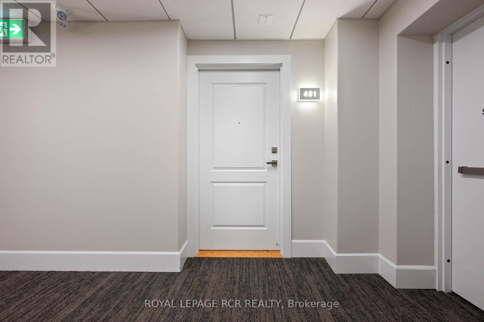 401 - 105 Spencer Avenue, Orangeville, Ontario  L9W 7S3 - Photo 9 - W12586230
