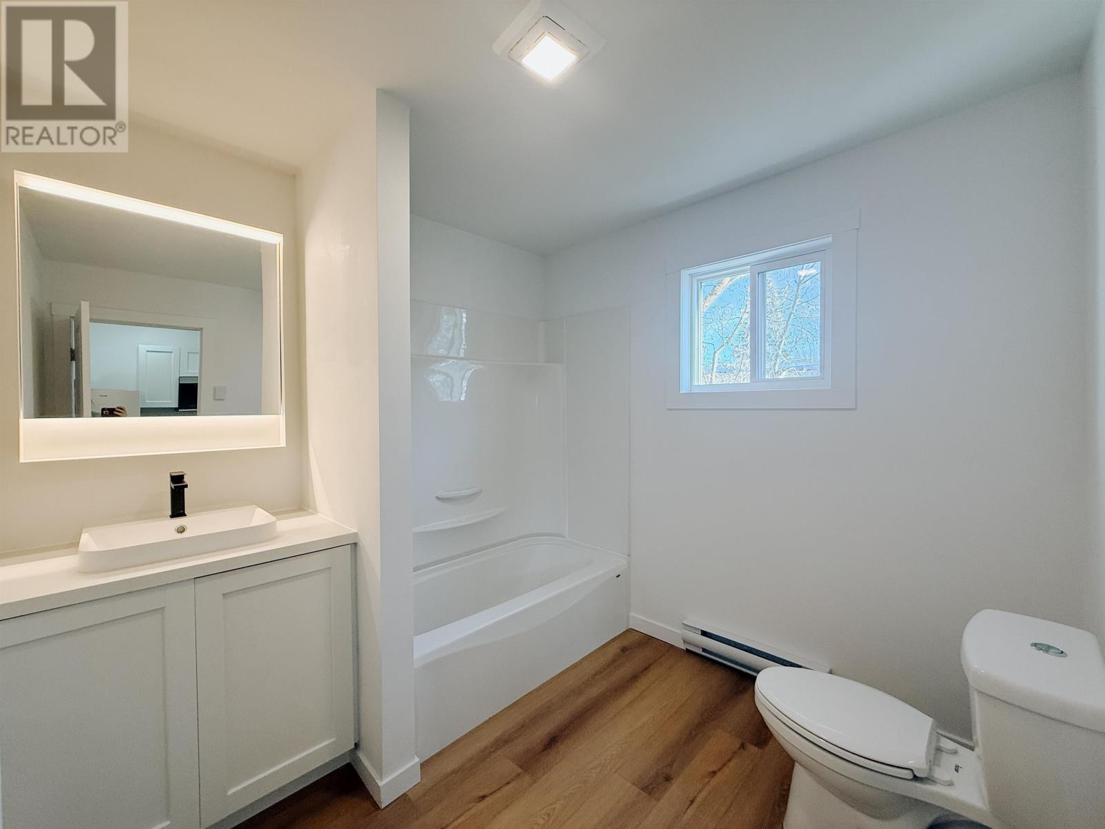 5 Matheson Street North, Kenora, Ontario  P9N 3G1 - Photo 9 - TB253568