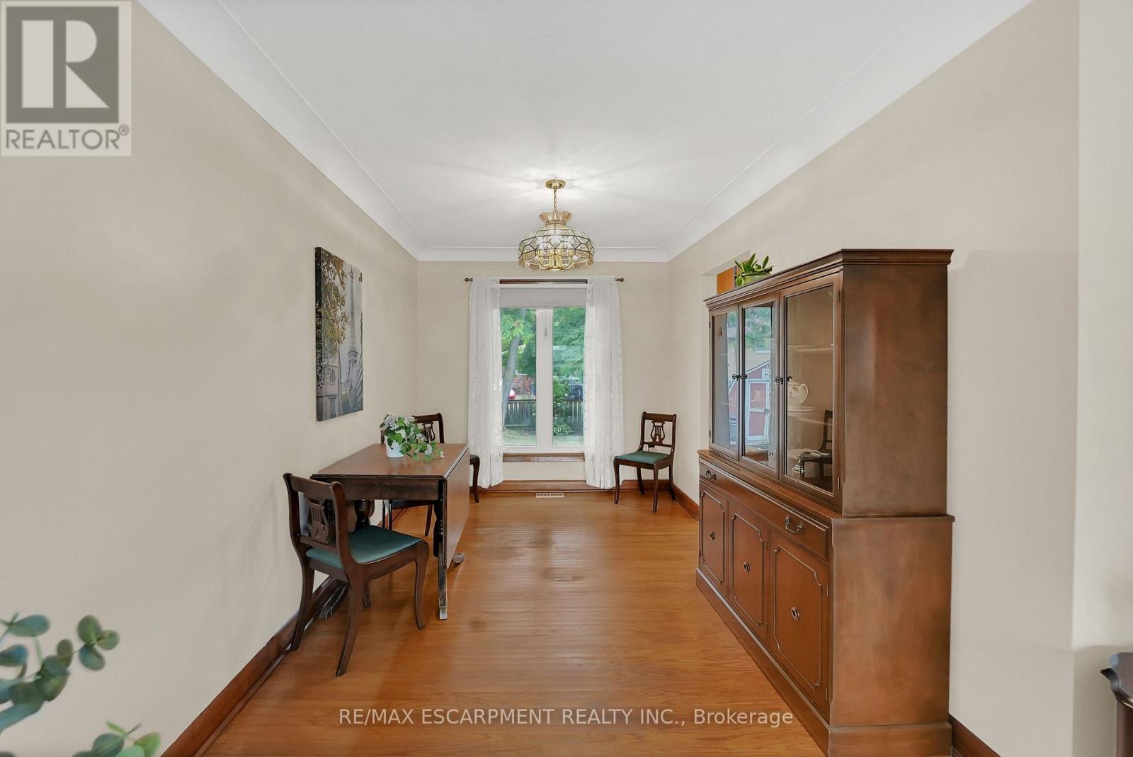 11 Kelson Avenue N, Grimsby, Ontario  L3M 4C6 - Photo 6 - X12586128