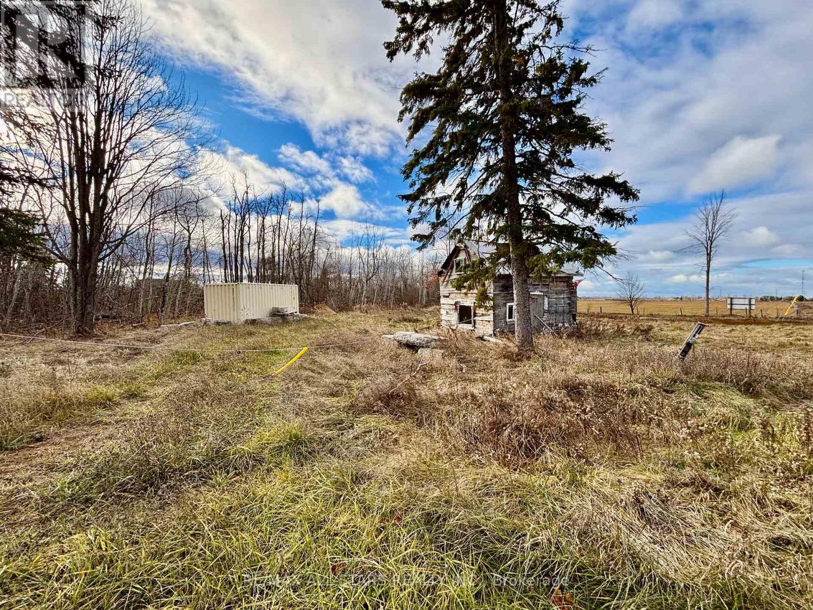 796 Portage Road, Kawartha Lakes, Ontario  K0M 2B0 - Photo 3 - X12586140