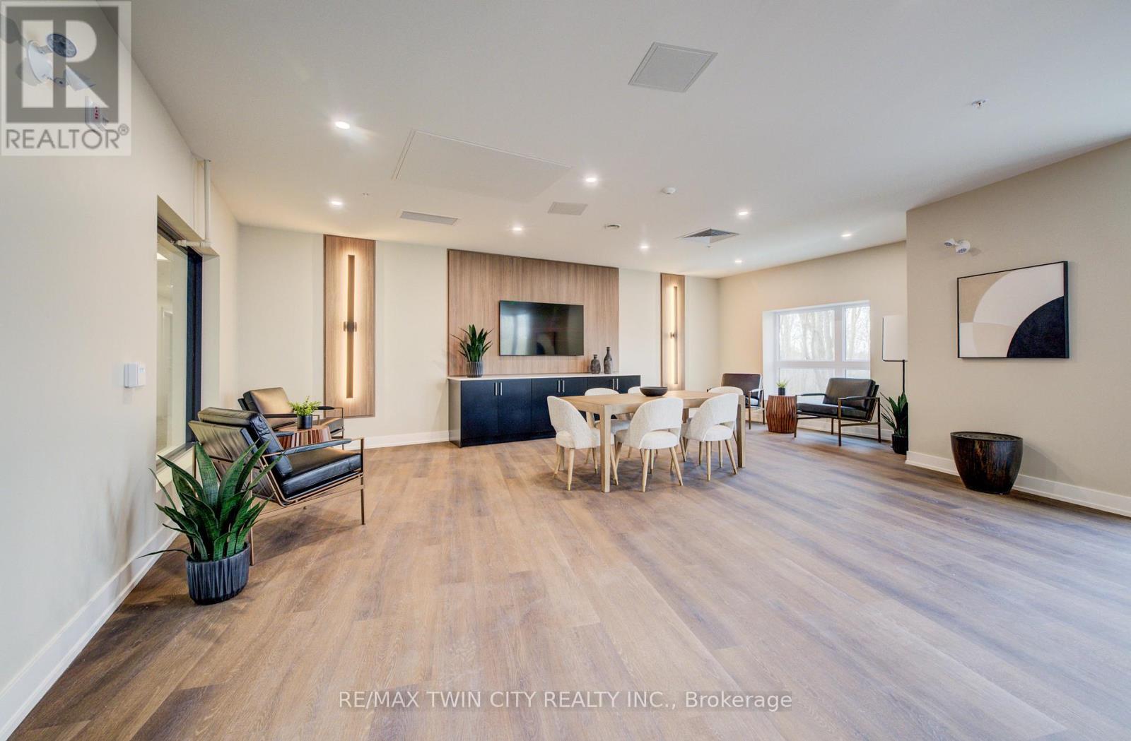 524 - 1100 Lackner Place, Kitchener, Ontario  N2A 0M1 - Photo 4 - X12586206