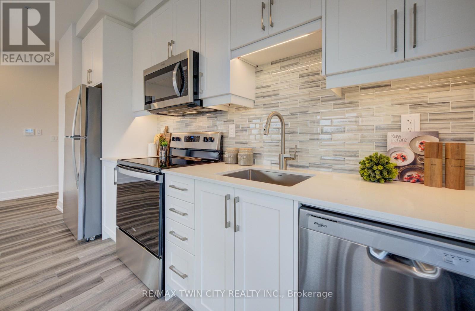 524 - 1100 Lackner Place, Kitchener, Ontario  N2A 0M1 - Photo 6 - X12586206