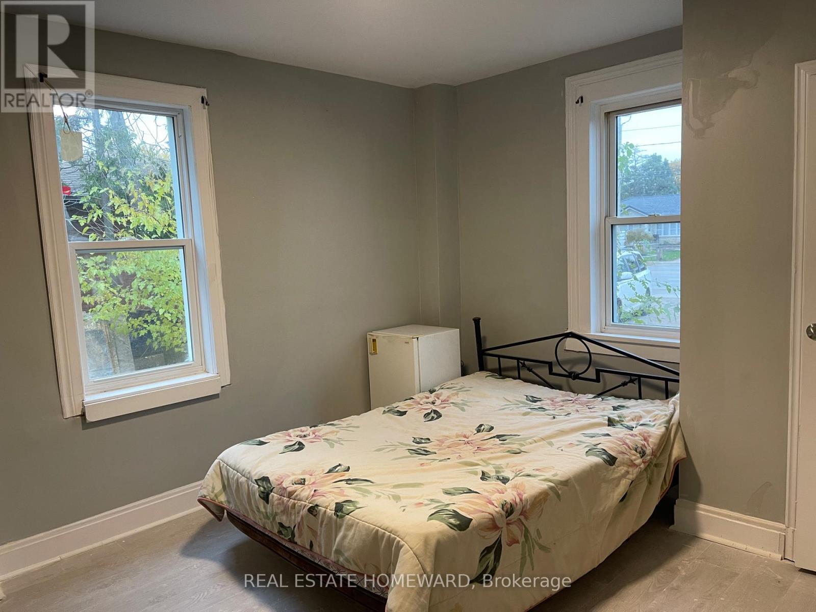 76 Fairview Drive, Brantford, Ontario  N3R 2W9 - Photo 22 - X12520012