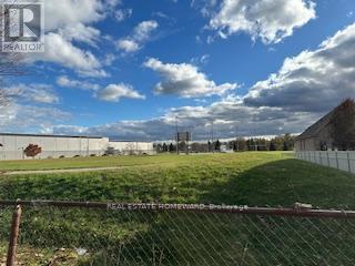 76 Fairview Drive, Brantford, Ontario  N3R 2W9 - Photo 32 - X12520012