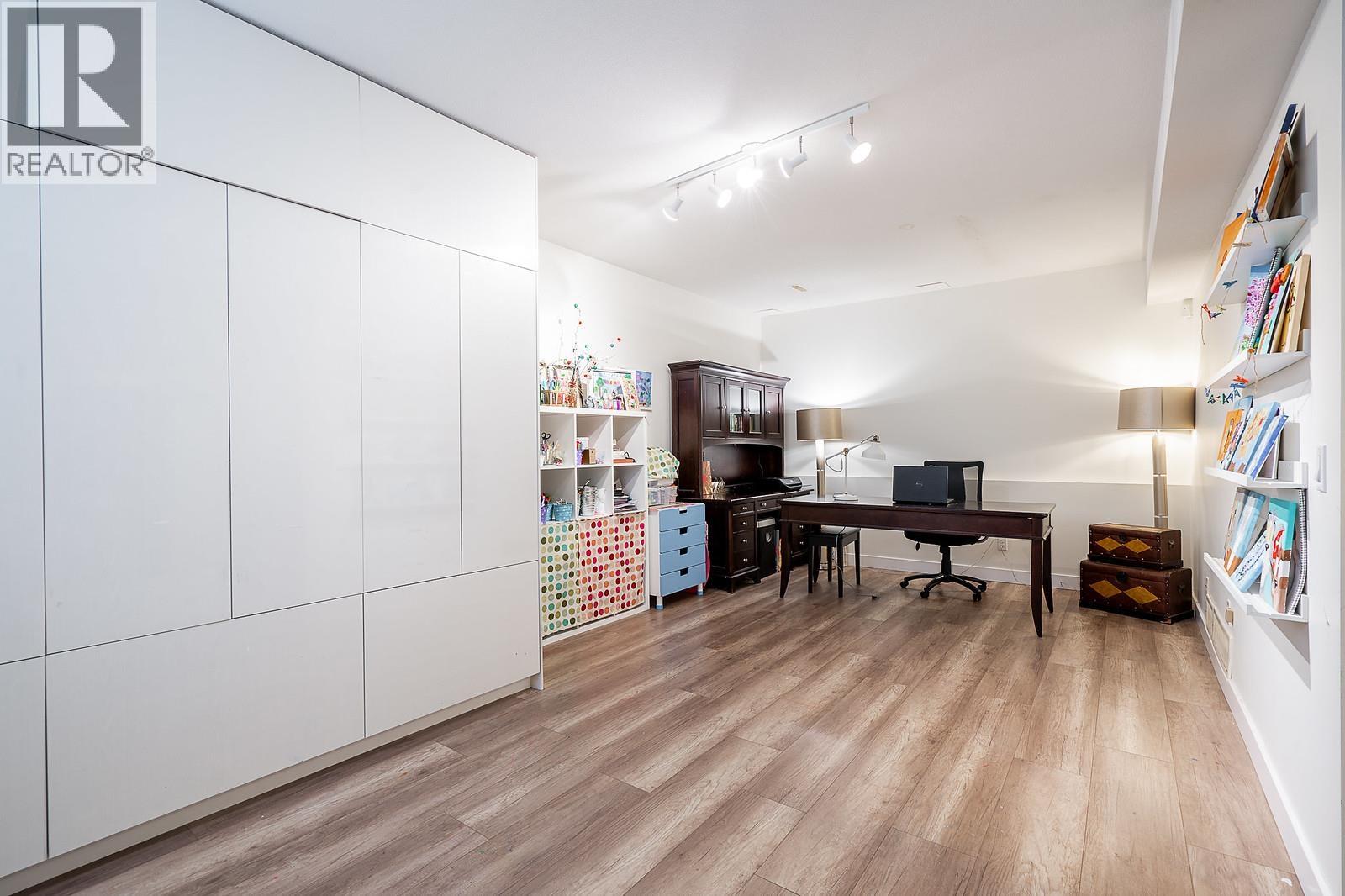 7 2979 Panorama Drive, Coquitlam, British Columbia  V3E 2W8 - Photo 26 - R3070895