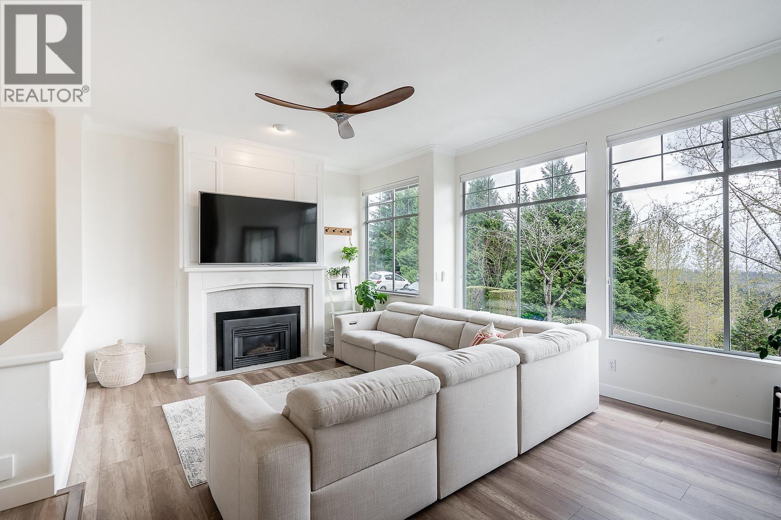 7 2979 Panorama Drive, Coquitlam, British Columbia  V3E 2W8 - Photo 3 - R3070895