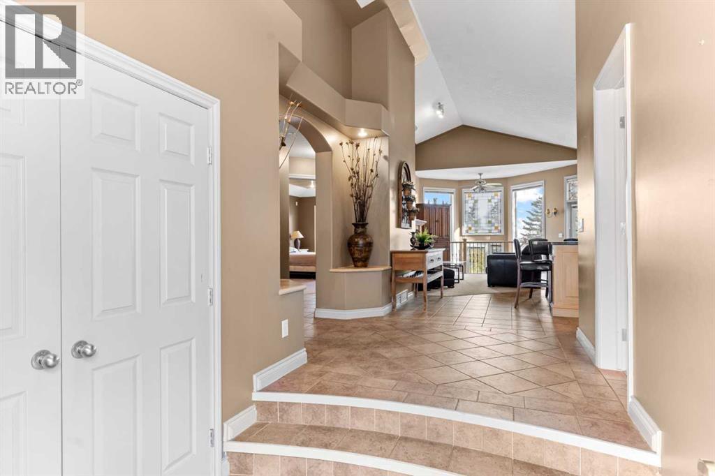 938 Panorama Hills Drive Nw, Calgary, Alberta  T3K 5C3 - Photo 5 - A2268398