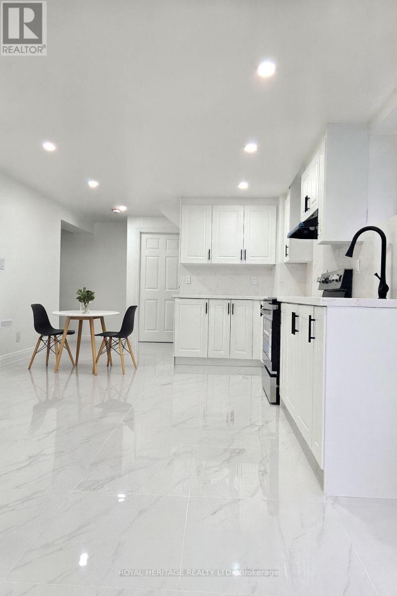 985 Black Cherry Drive, Oshawa, Ontario  L1K 0P2 - Photo 9 - E12568958