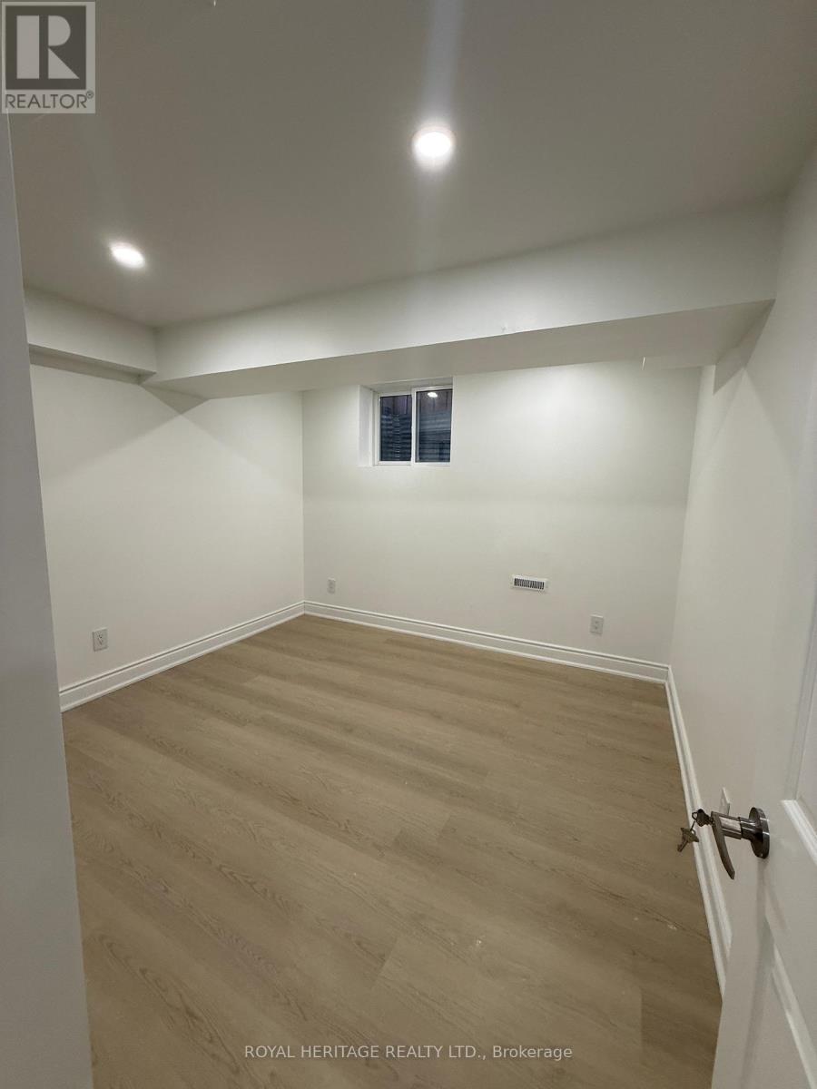 985 Black Cherry Drive, Oshawa, Ontario  L1K 0P2 - Photo 13 - E12568958