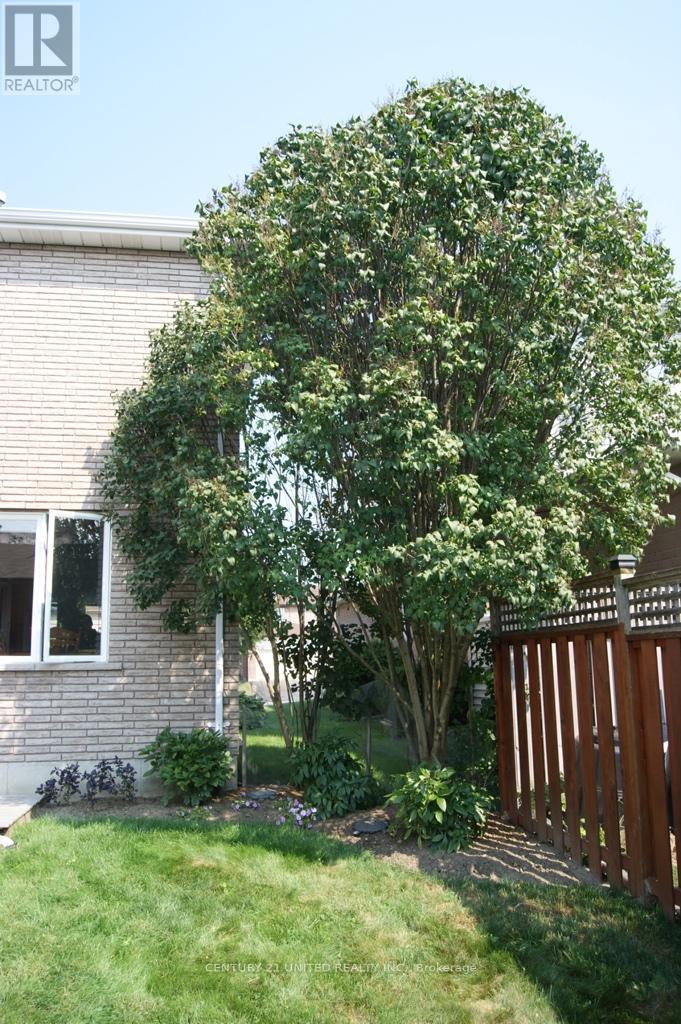 976 Glenhare Street, Cobourg, Ontario  K9A 5G4 - Photo 7 - X12364933