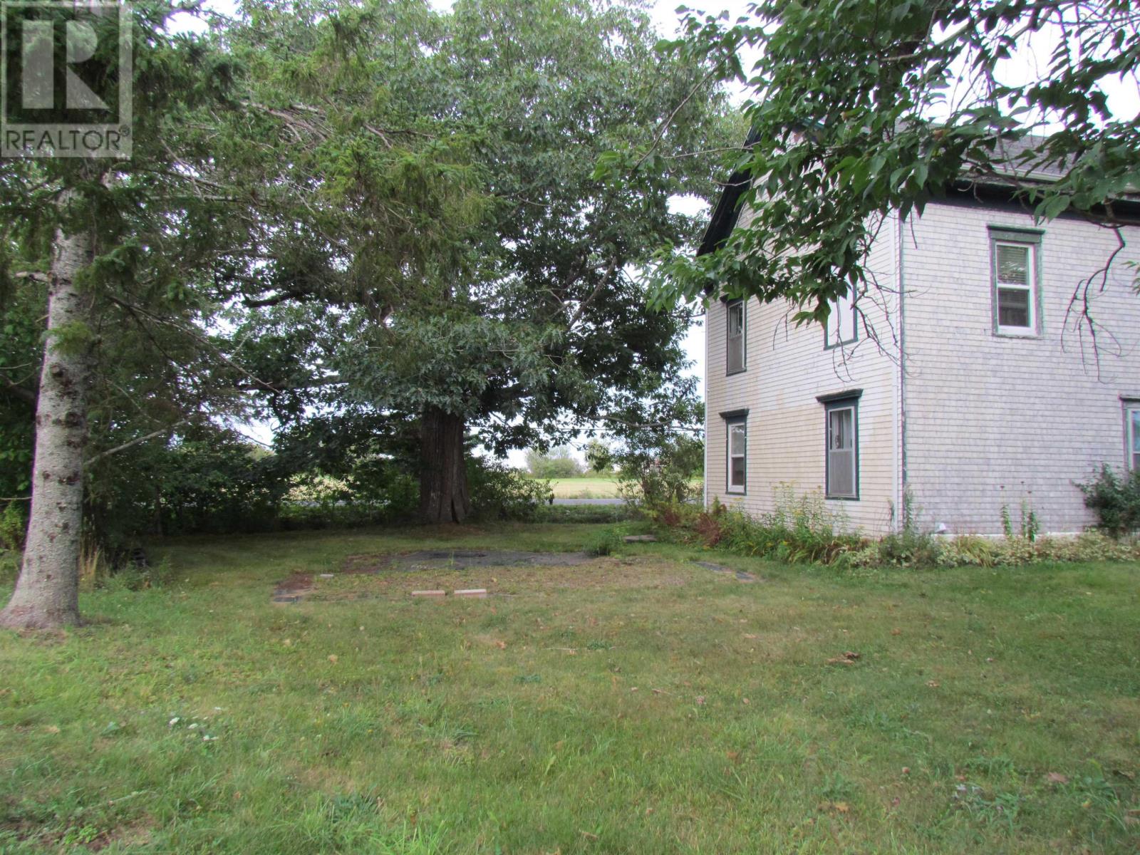 8894 Highway 215, Maitland, Nova Scotia  B0N 1T0 - Photo 5 - 202421588