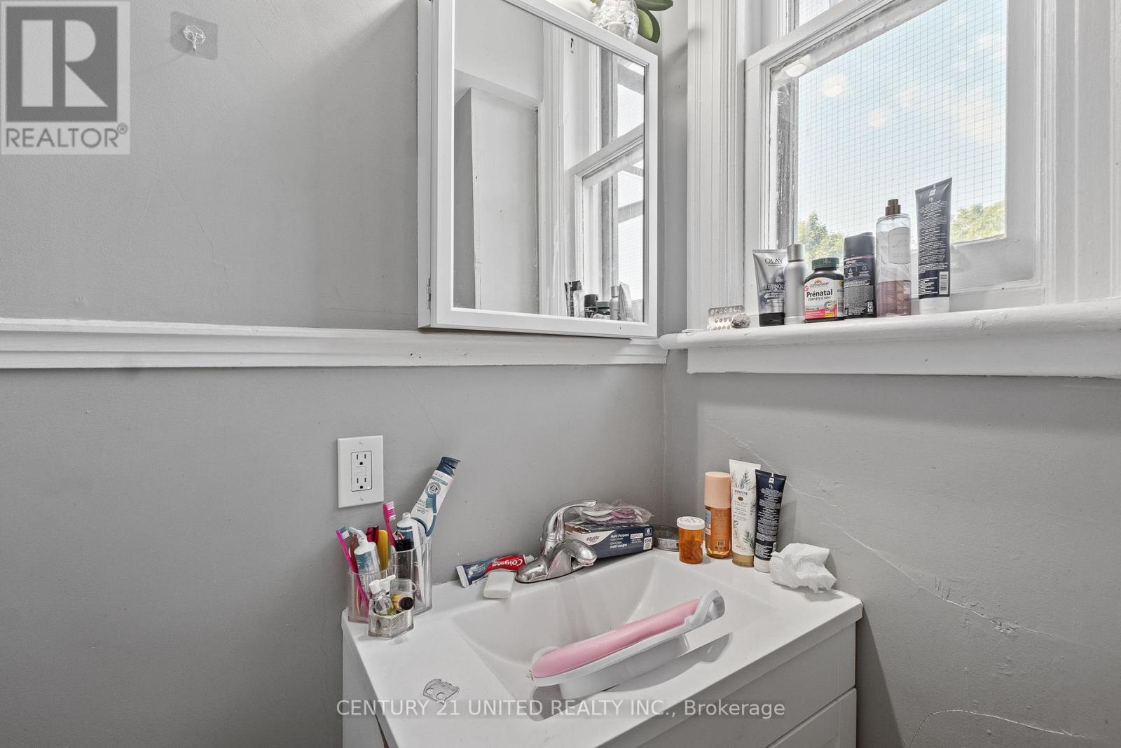 1 James Street W, Cobourg, Ontario  K9A 2J8 - Photo 27 - X12502384