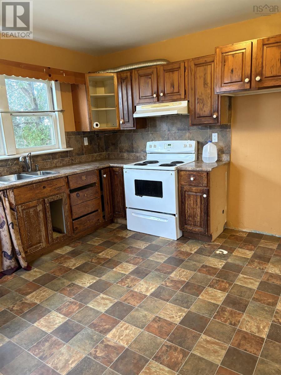 2162 New Waterford Highway, South Bar, Nova Scotia  B1N 3H7 - Photo 12 - 202528756