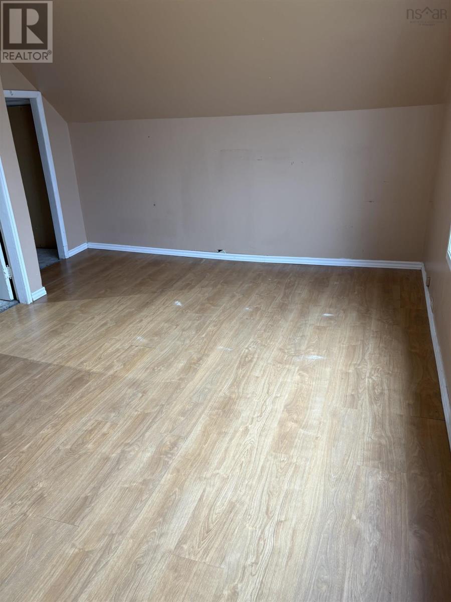 2162 New Waterford Highway, South Bar, Nova Scotia  B1N 3H7 - Photo 18 - 202528756