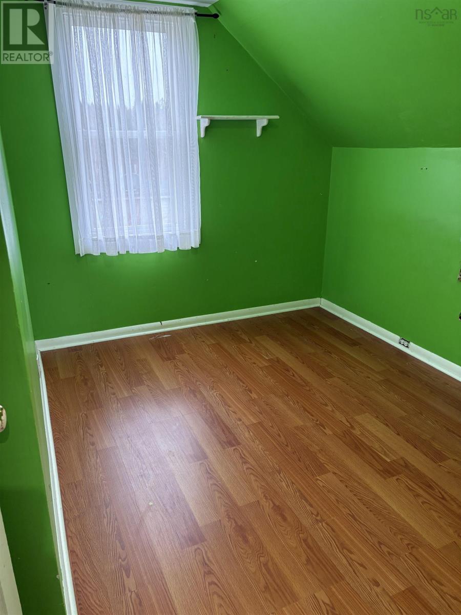 2162 New Waterford Highway, South Bar, Nova Scotia  B1N 3H7 - Photo 14 - 202528756