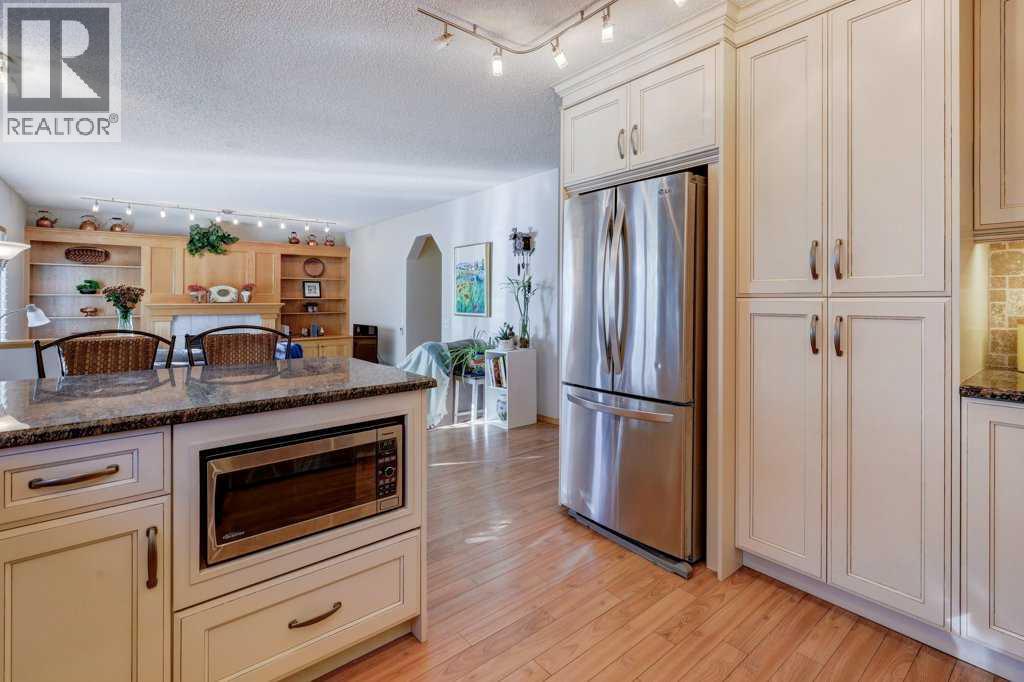 2423 Morris Crescent Se, Airdrie, Alberta  T4A 2B8 - Photo 7 - A2262309