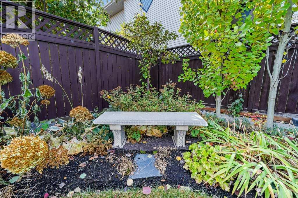 23 Valley Ponds Way Nw, Calgary, Alberta  T3B 5T5 - Photo 32 - A2265386