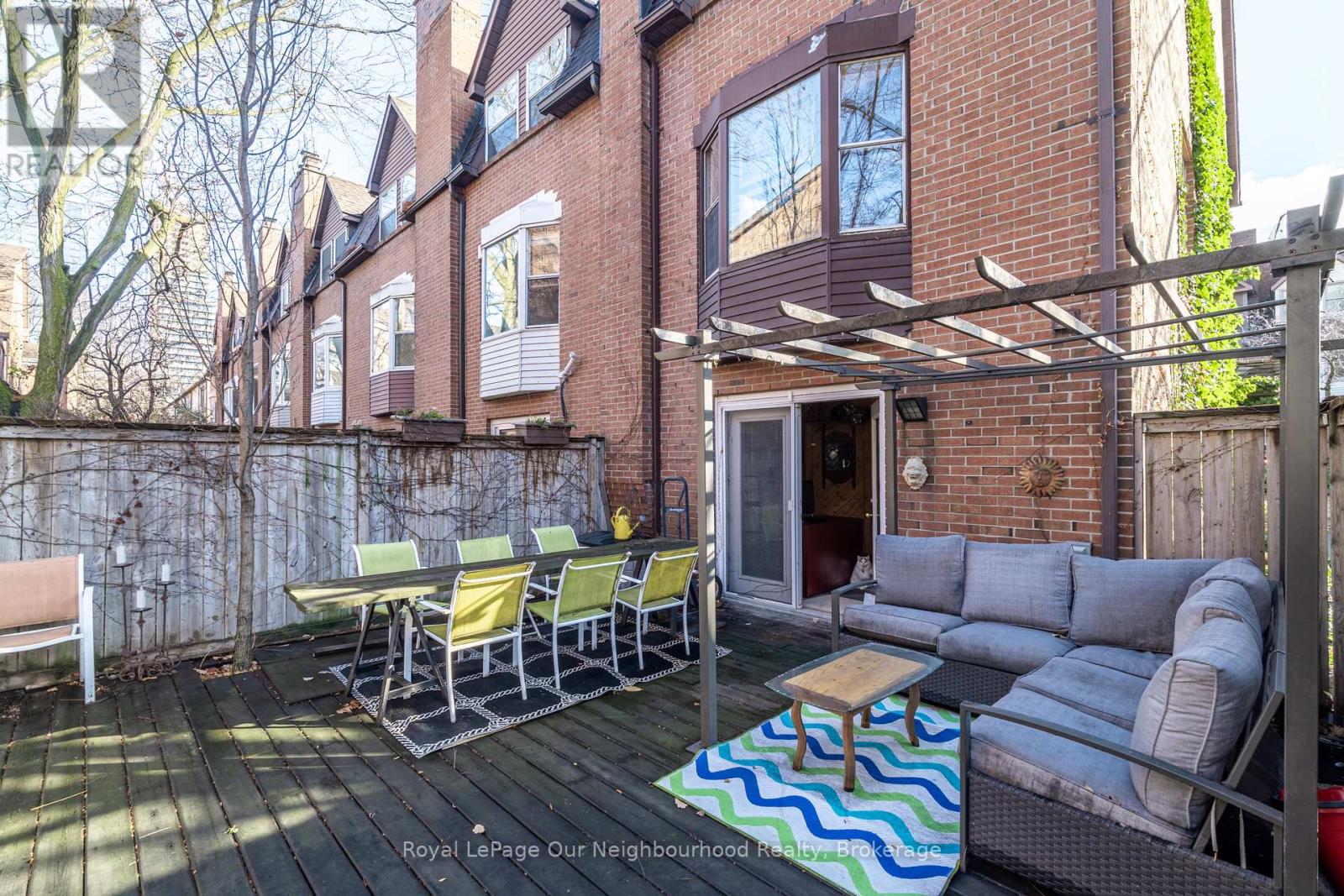 2 Longboat Avenue, Toronto, Ontario  M5A 4E1 - Photo 25 - C12586282