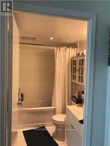 1110 - 10 Capreol Court, Toronto, Ontario  M5V 4B3 - Photo 4 - C12586312