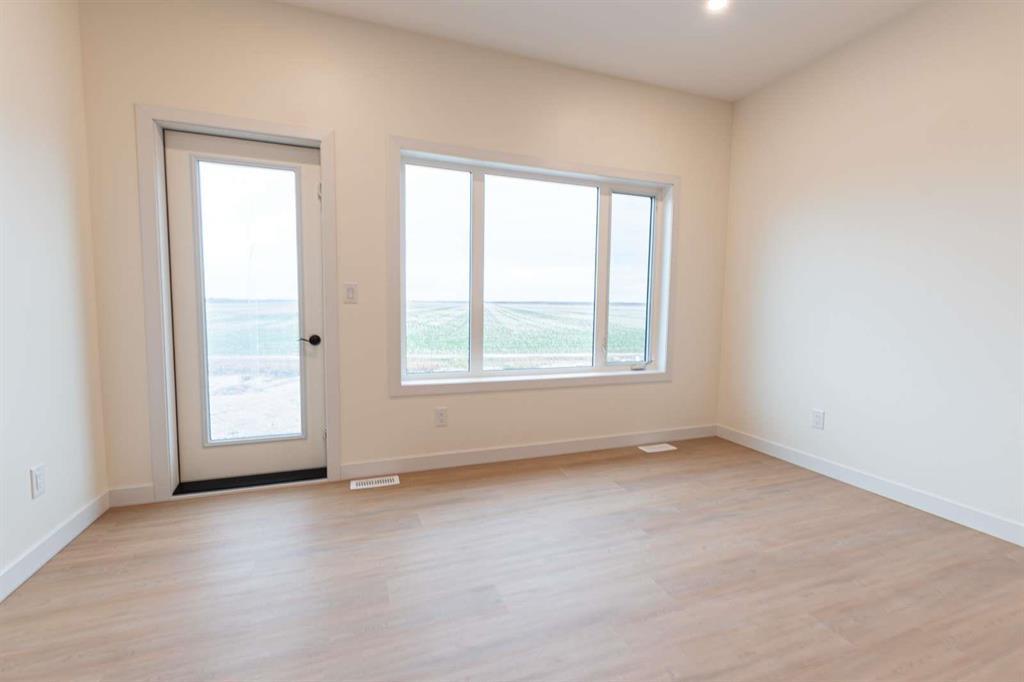 359 Normandeau Street, Ste Anne, Manitoba  R5H 0C7 - Photo 8 - 202528388