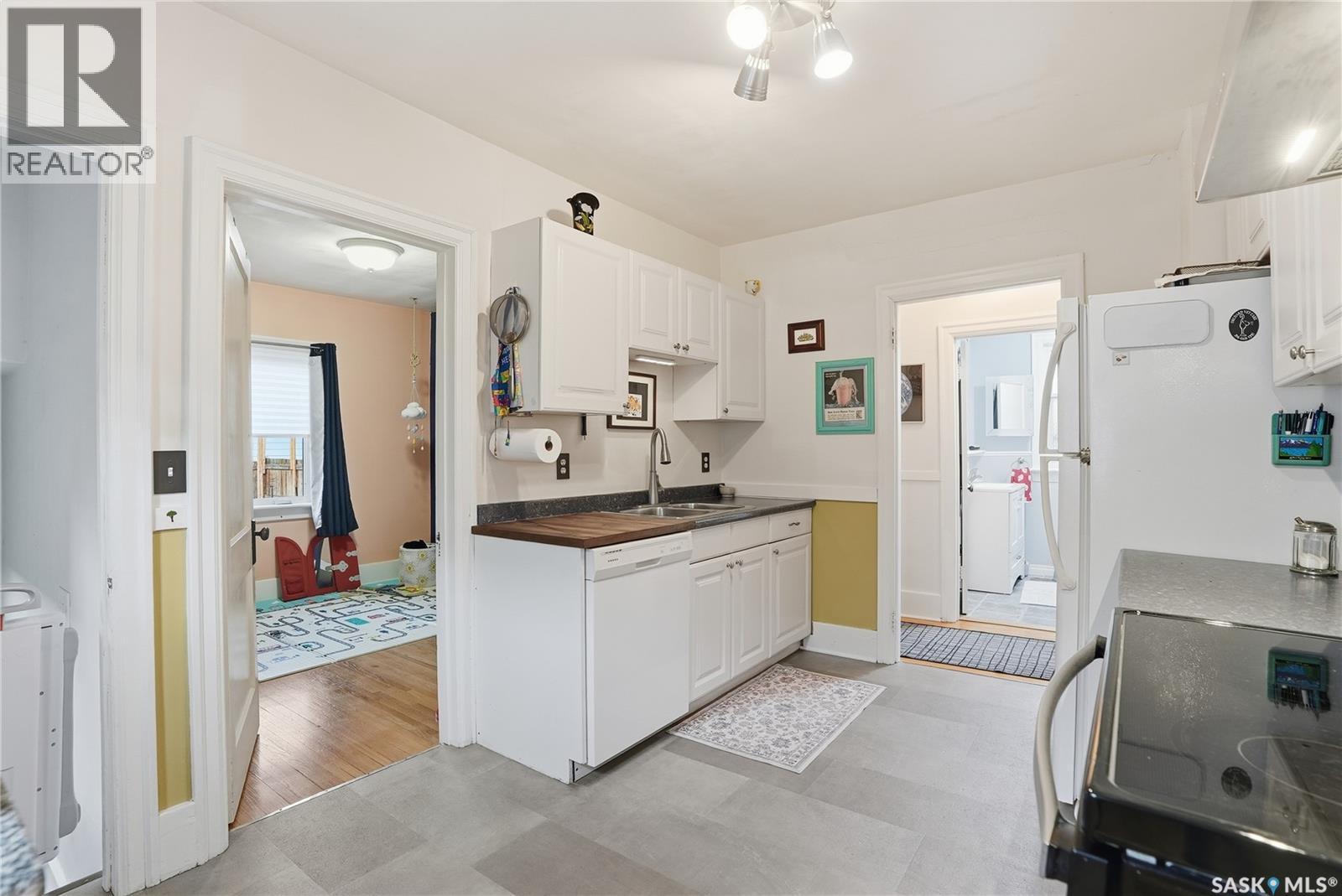 1121 C Avenue N, Saskatoon, Saskatchewan  S7L 1K3 - Photo 11 - SK024901