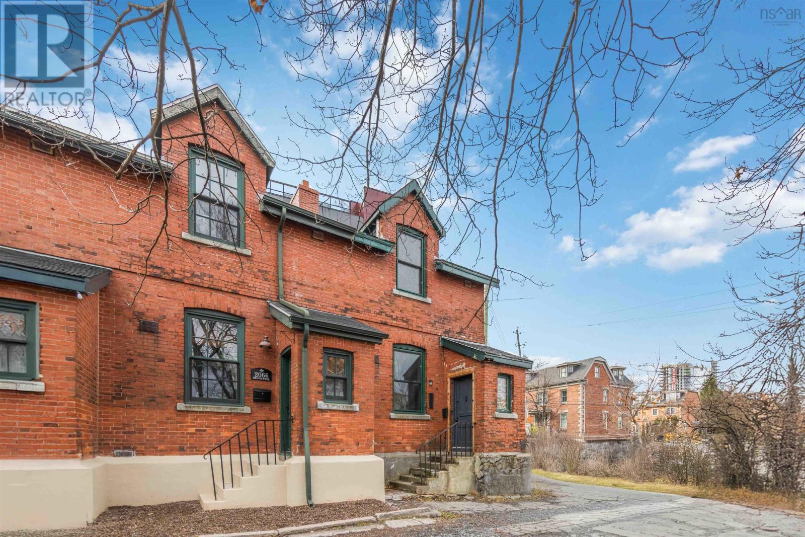 2068 Brunswick Street, Halifax, Nova Scotia  B3K 2Y7 - Photo 1 - 202528757