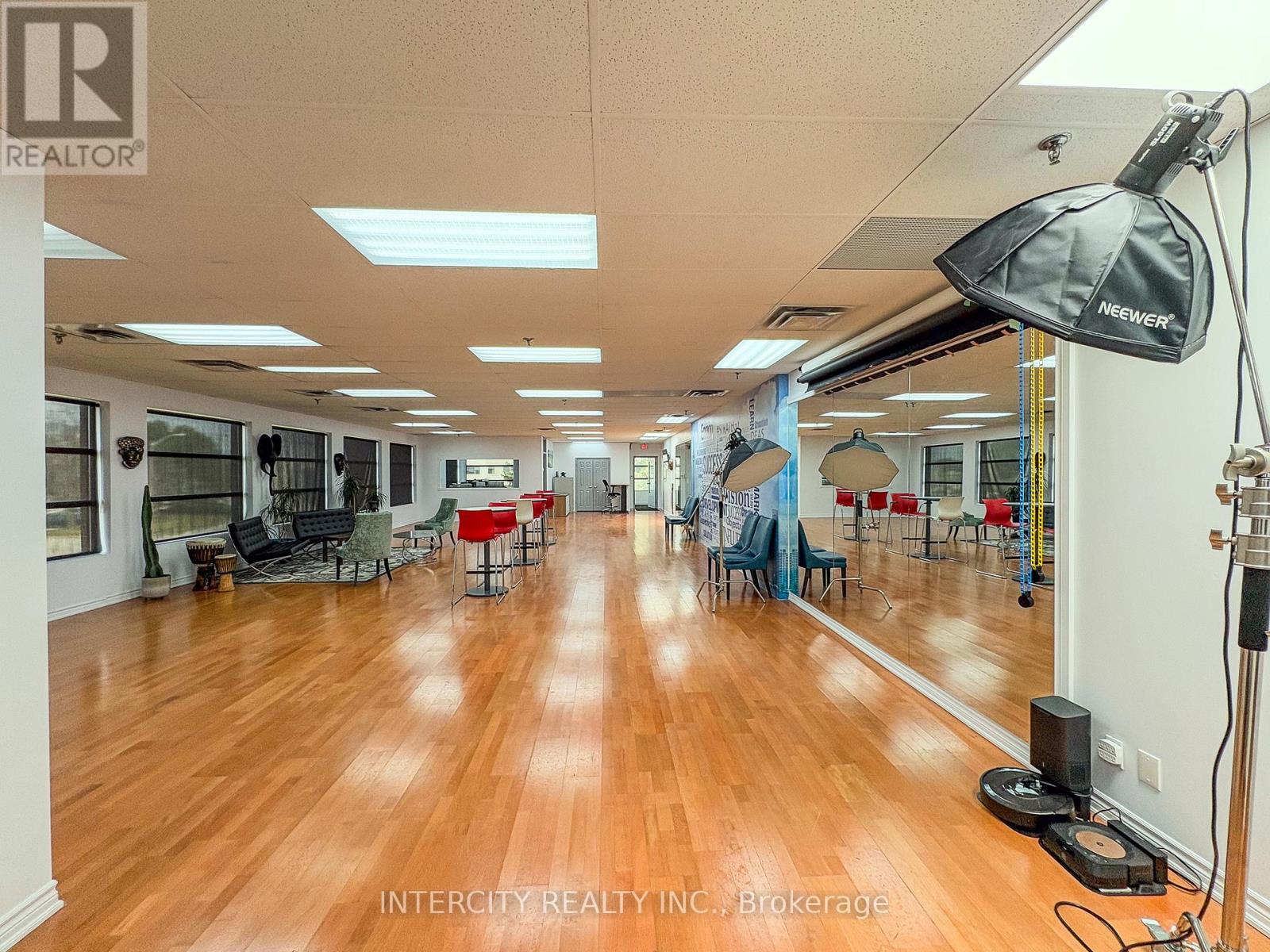 1a - 29 Tandem Road, Vaughan, Ontario  L4K 3G1 - Photo 6 - N12586268