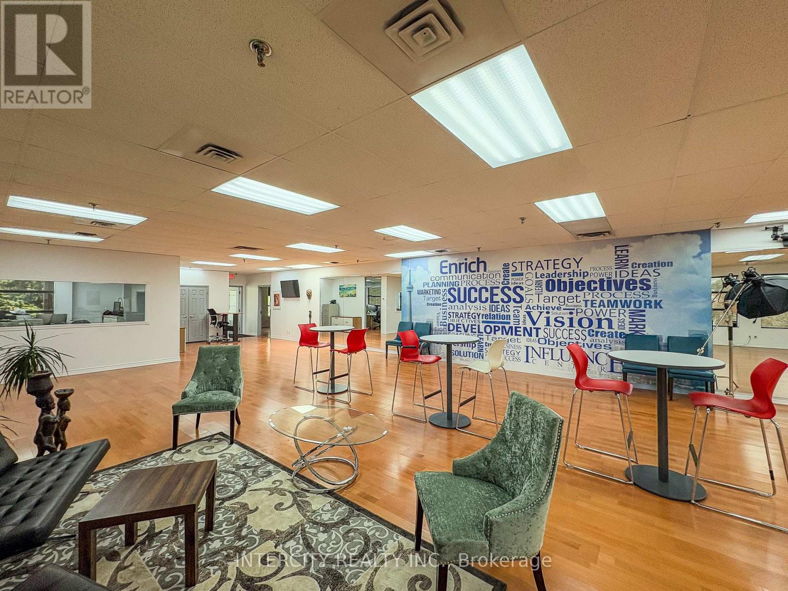 1a - 29 Tandem Road, Vaughan, Ontario  L4K 3G1 - Photo 7 - N12586268