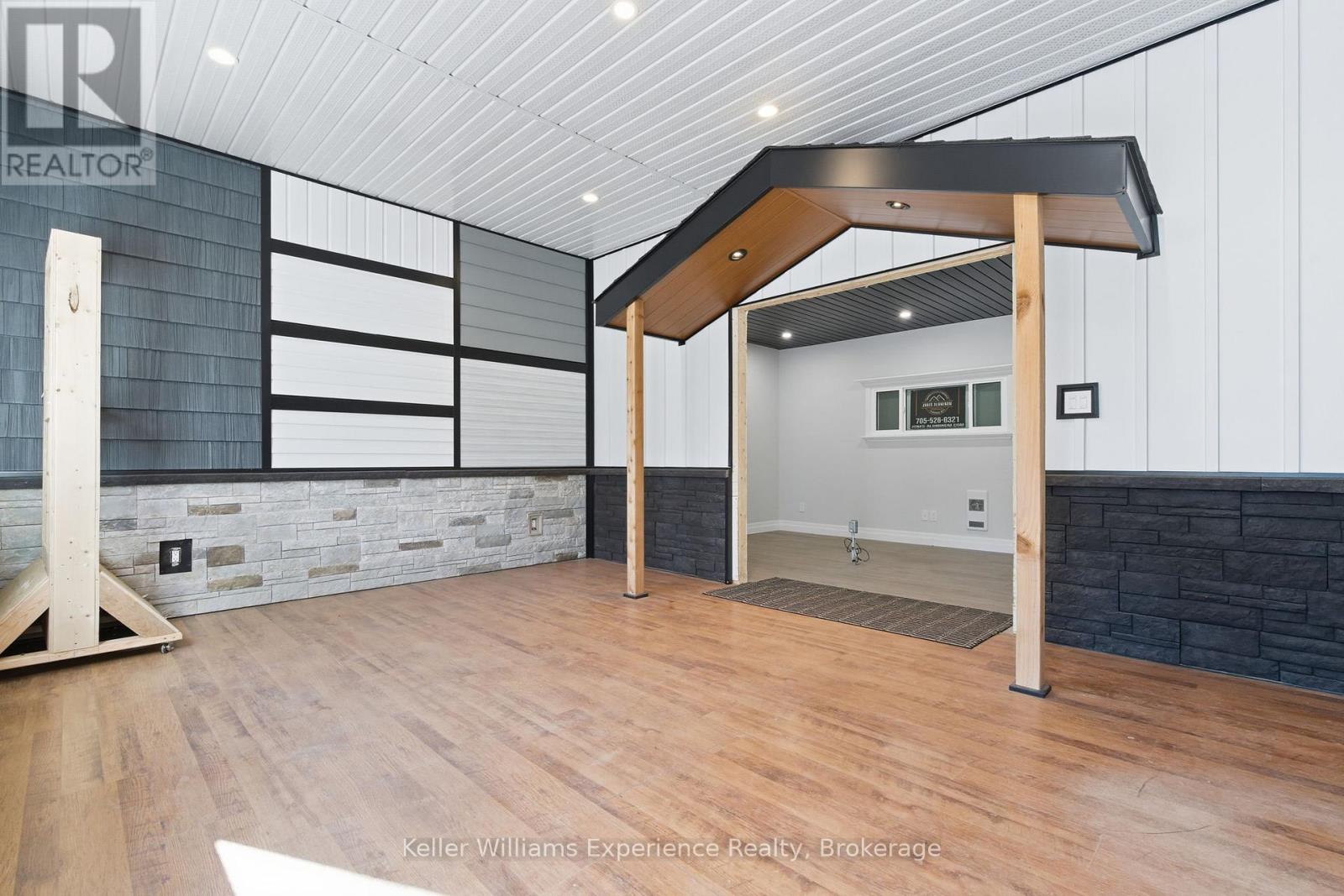 1 - 169 Elizabeth Street, Midland, Ontario  L4R 1Y3 - Photo 3 - S12586470