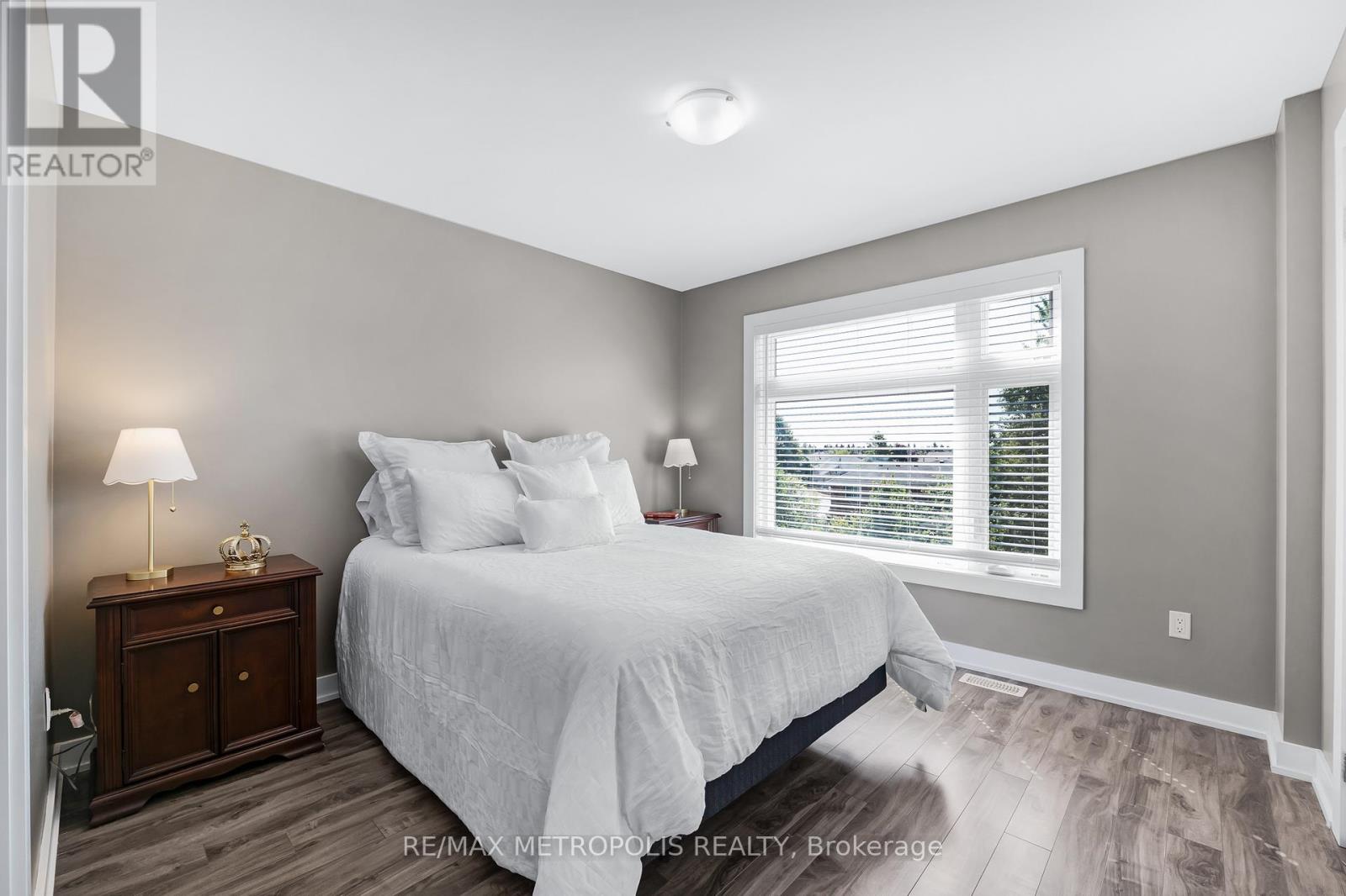 35 - 540 Essa Road, Barrie (Holly), Ontario  L9J 0H2 - Photo 15 - S12586308