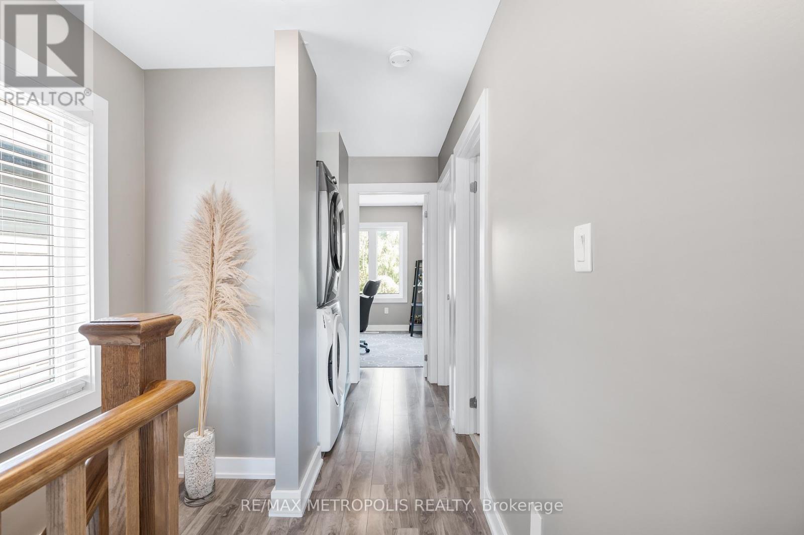 35 - 540 Essa Road, Barrie (Holly), Ontario  L9J 0H2 - Photo 19 - S12586308