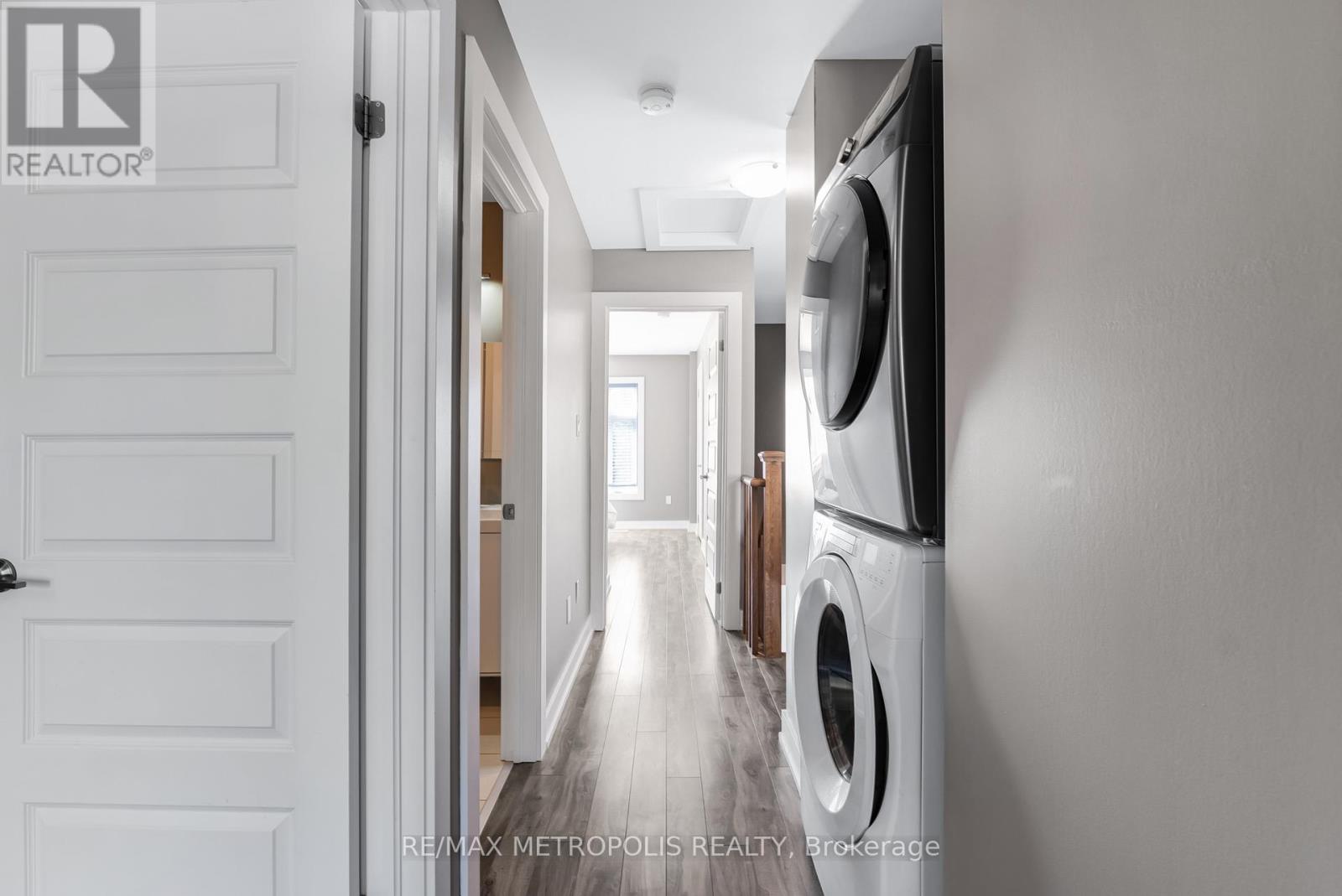 35 - 540 Essa Road, Barrie (Holly), Ontario  L9J 0H2 - Photo 22 - S12586308