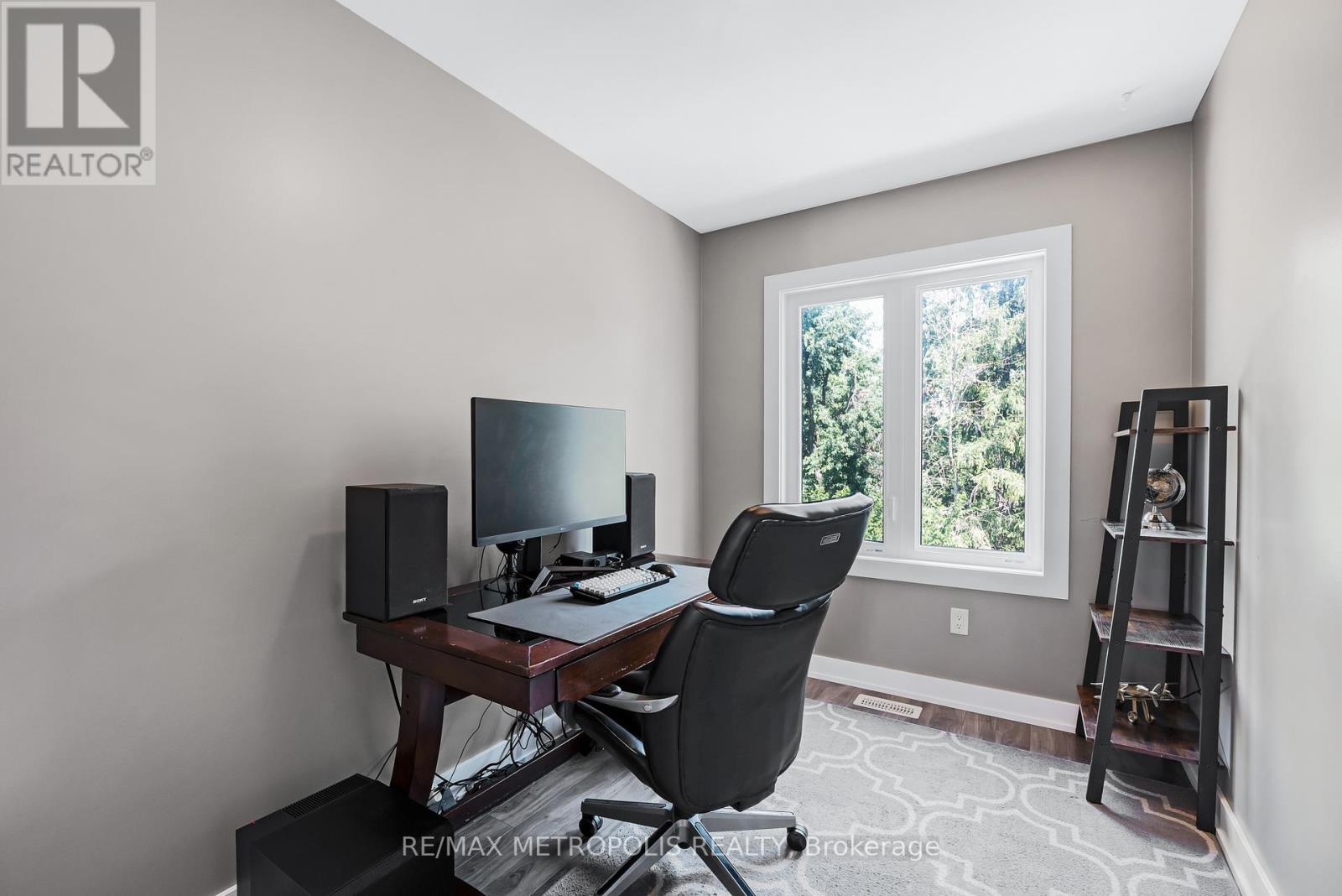 35 - 540 Essa Road, Barrie (Holly), Ontario  L9J 0H2 - Photo 23 - S12586308