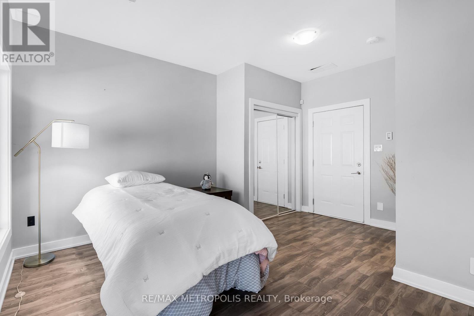 35 - 540 Essa Road, Barrie (Holly), Ontario  L9J 0H2 - Photo 25 - S12586308