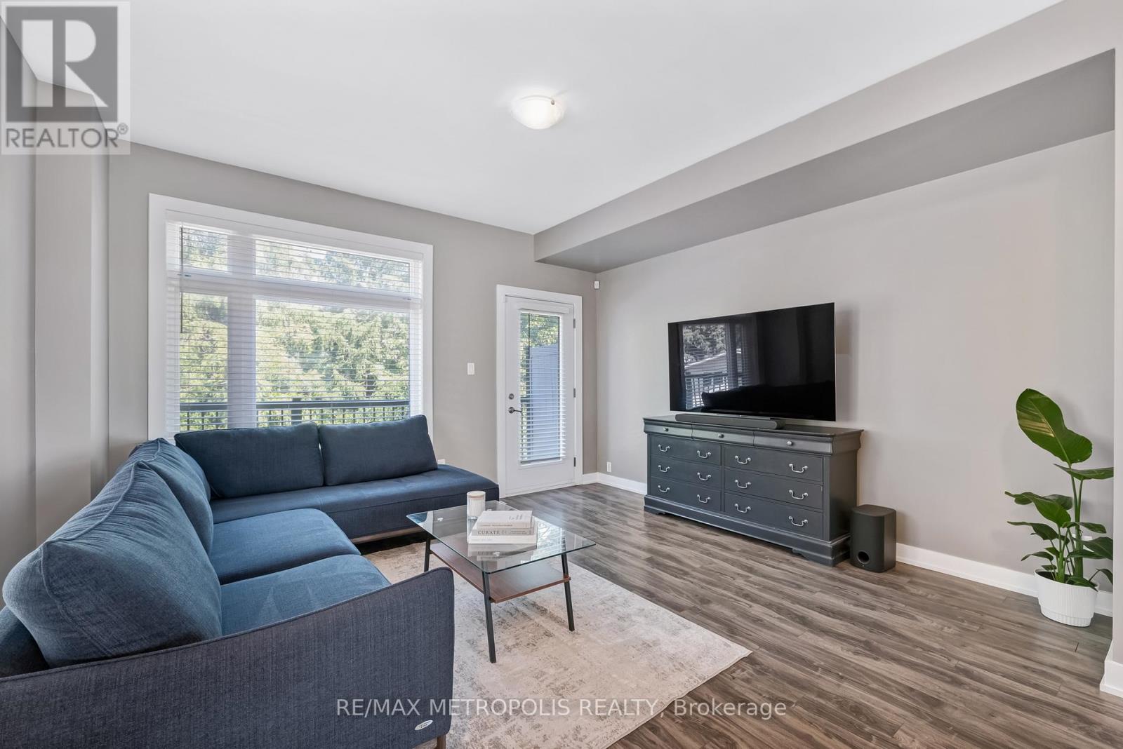 35 - 540 Essa Road, Barrie (Holly), Ontario  L9J 0H2 - Photo 5 - S12586308