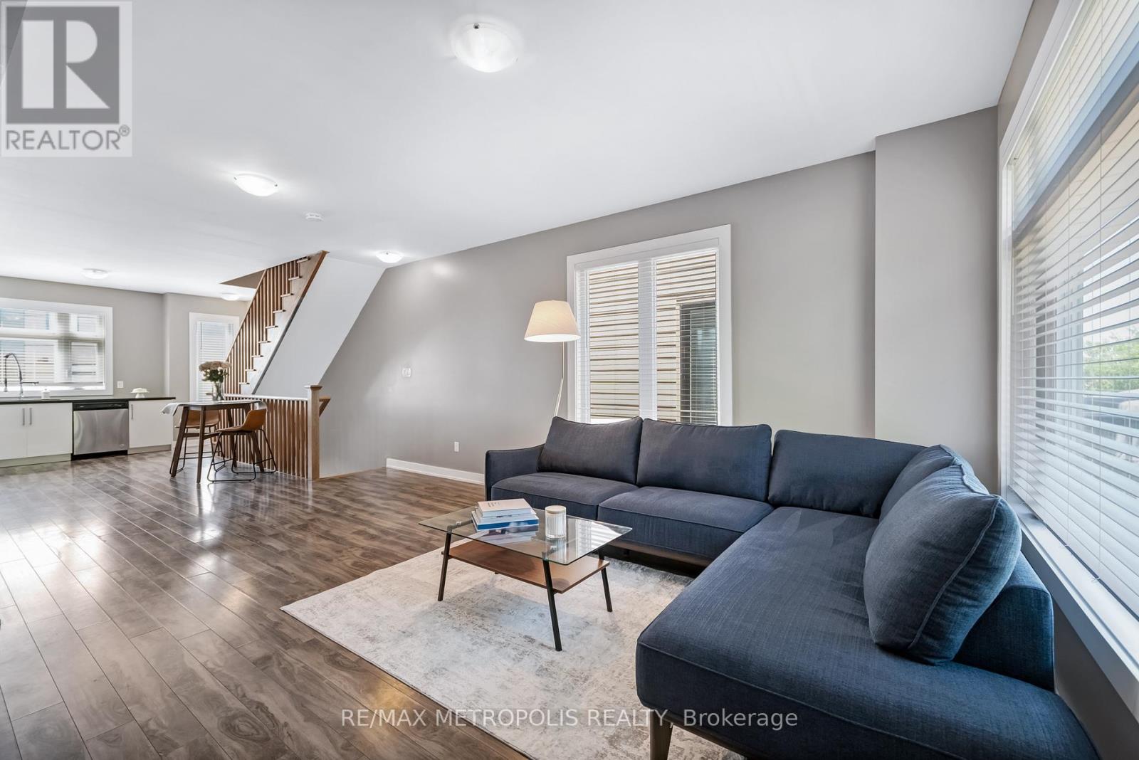 35 - 540 Essa Road, Barrie (Holly), Ontario  L9J 0H2 - Photo 6 - S12586308