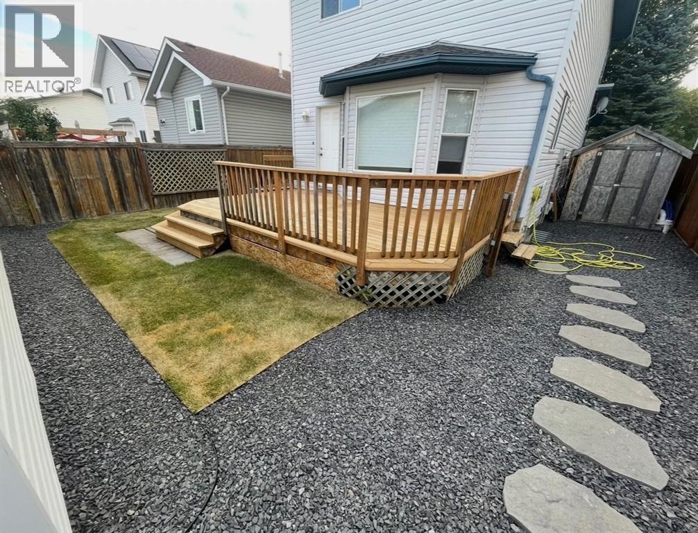 55 Mt Apex Green Se, Calgary, Alberta  T2Z 2V4 - Photo 38 - A2272398