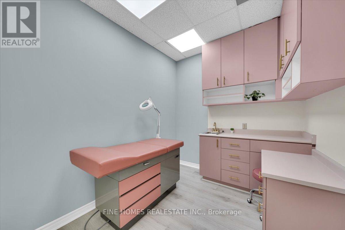 310 - 100 Humber College Boulevard, Toronto, Ontario  M9V 5G4 - Photo 15 - W12586284