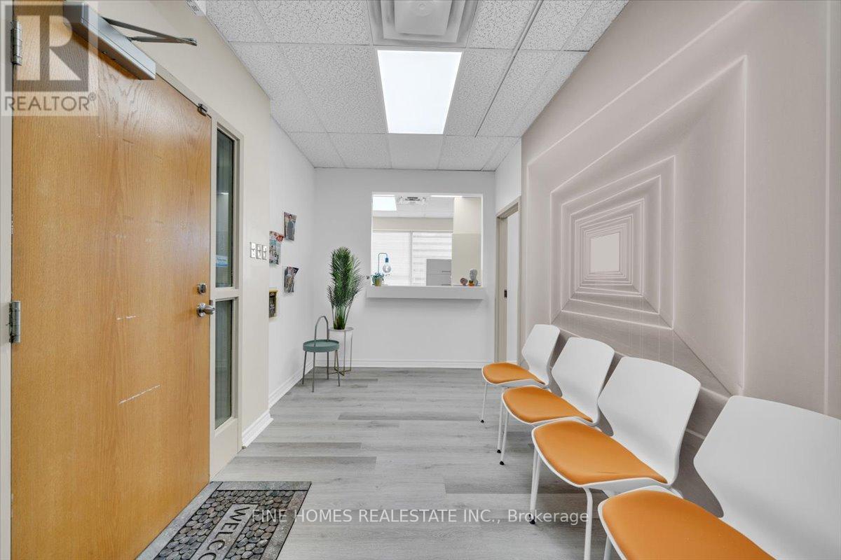 310 - 100 Humber College Boulevard, Toronto, Ontario  M9V 5G4 - Photo 3 - W12586284