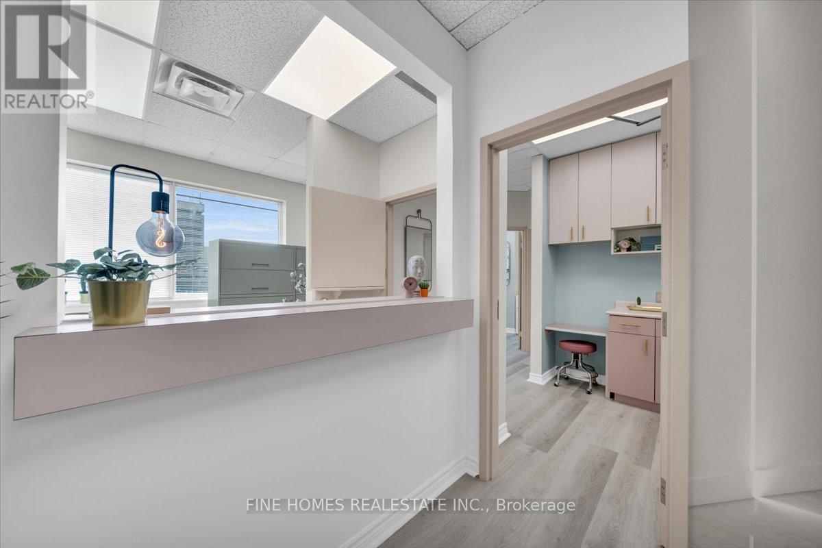 310 - 100 Humber College Boulevard, Toronto, Ontario  M9V 5G4 - Photo 6 - W12586284