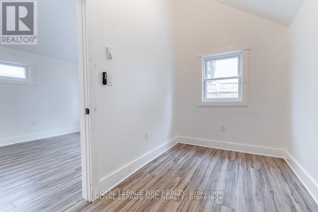 387 Elmwood Avenue, Fort Erie, Ontario  L0S 1B0 - Photo 23 - X12586452