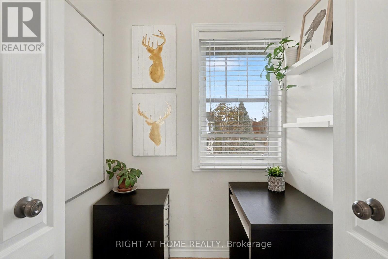 88 Buttercup Crescent, Hamilton, Ontario  L8B 0Y1 - Photo 18 - X12586294