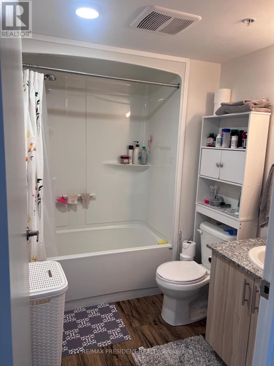 G616 - 275 Larch St Street, Waterloo, Ontario  N2L 3R2 - Photo 6 - X12586322