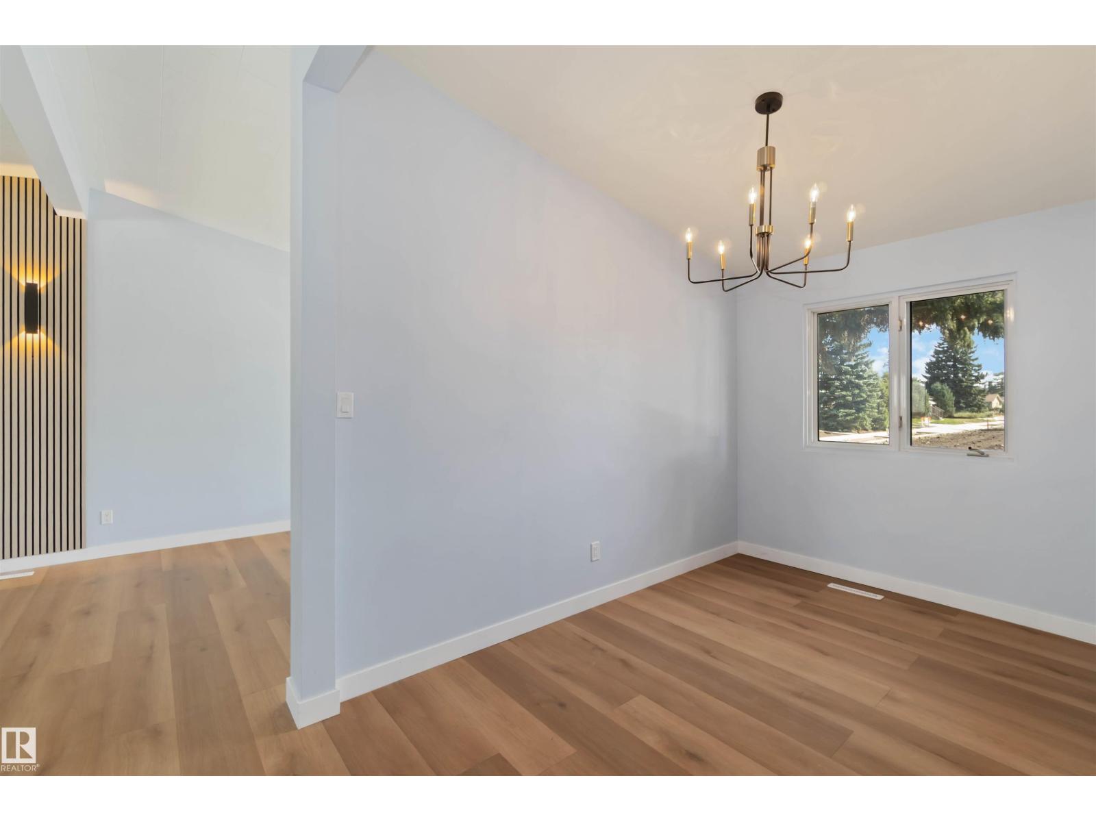 6808 95 Av Nw, Edmonton, Alberta  T6B 1A8 - Photo 18 - E4457298