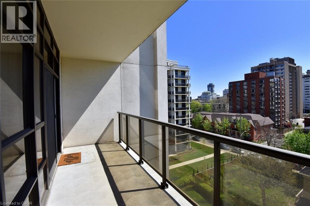 90 Charlton Avenue W Unit# 604, Hamilton, Ontario  L8P 0B4 - Photo 38 - 40776985