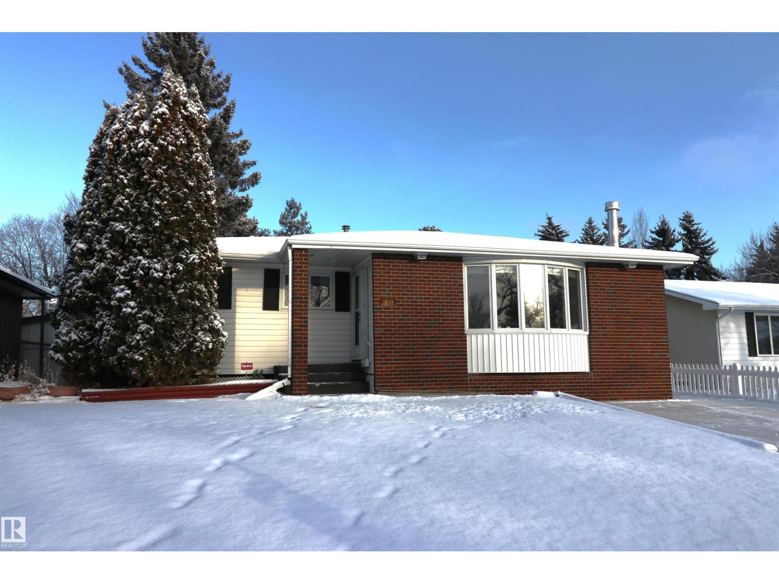 1049 MCDERMID DR, Sherwood Park, Alberta