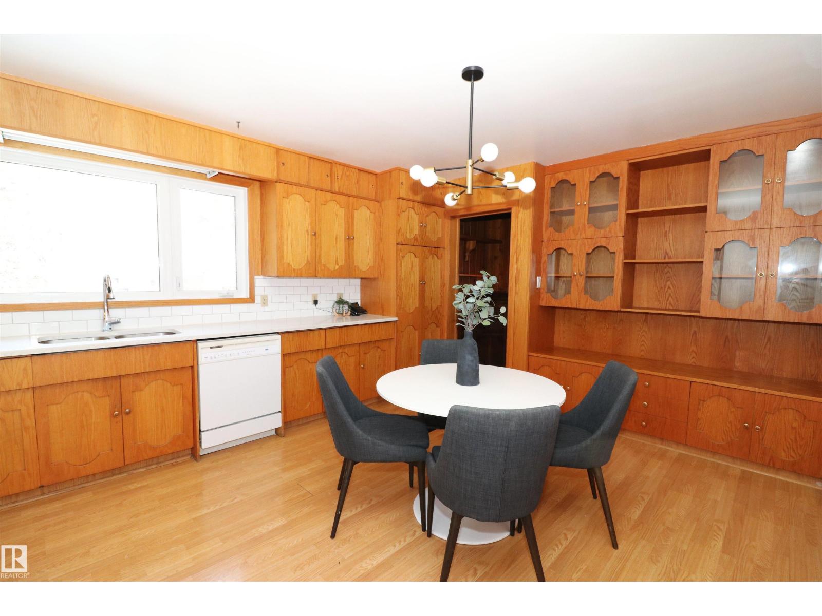 1049 Mcdermid Dr, Sherwood Park, Alberta  T8A 1B7 - Photo 12 - E4465687