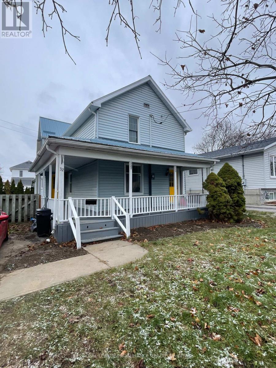32 Mcnichol Avenue, Quinte West, Ontario  K8V 2R6 - Photo 2 - X12586332