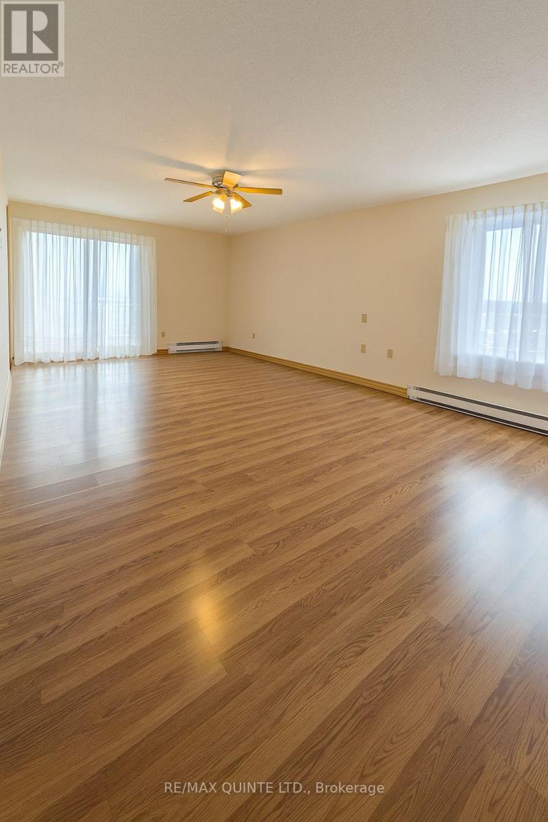 Ph#1 - 141 Dundas Street, Quinte West (Trenton Ward), Ontario  K8V 3P6 - Photo 10 - X12586336