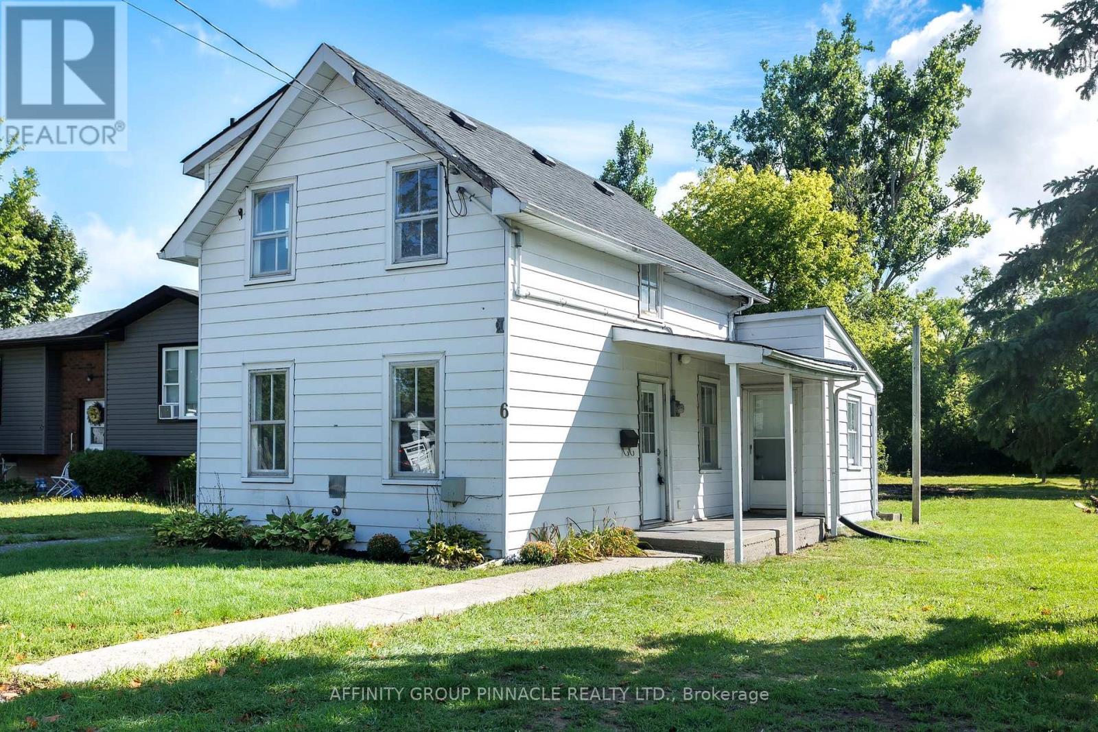 6 DUKE STREET, Kawartha Lakes, Ontario